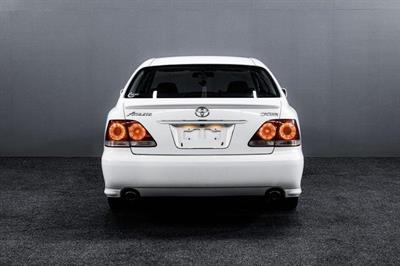 2005 Toyota Crown - Thumbnail
