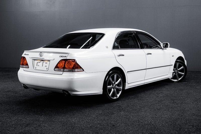 2005 Toyota Crown