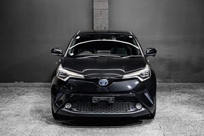 2017 Toyota C-HR - Thumbnail