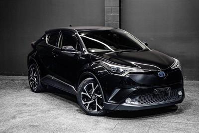 2017 Toyota C-HR - Thumbnail