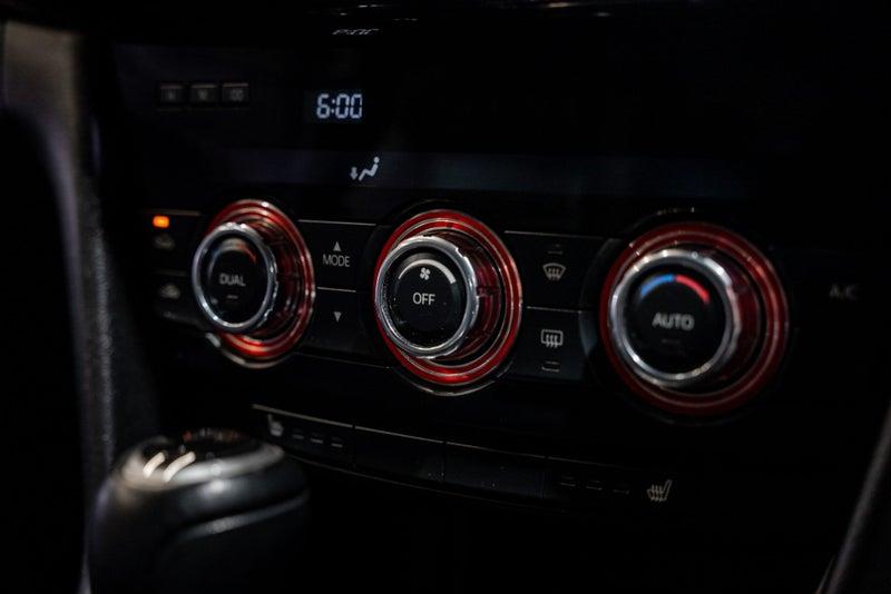 2013 Mazda Atenza