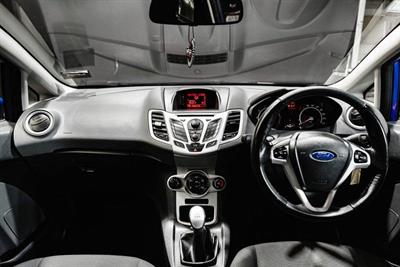 2011 Ford Fiesta - Thumbnail