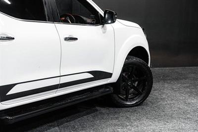 2016 Nissan Navara - Thumbnail