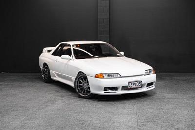 1998 Nissan Skyline - Thumbnail