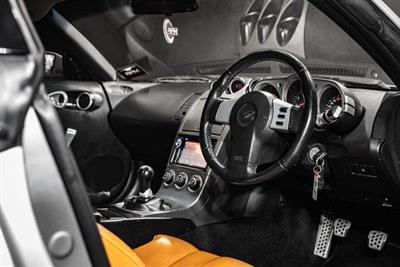 2004 Nissan 350Z - Thumbnail