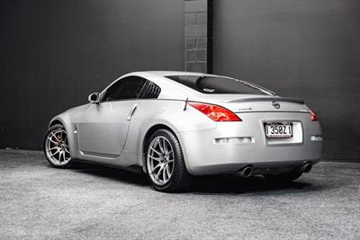 2004 Nissan 350Z - Thumbnail