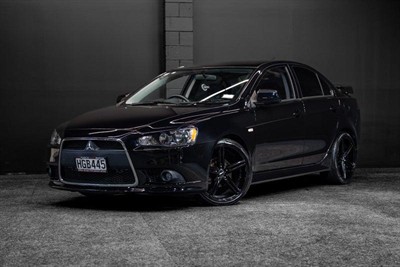 2014 Mitsubishi Lancer - Thumbnail