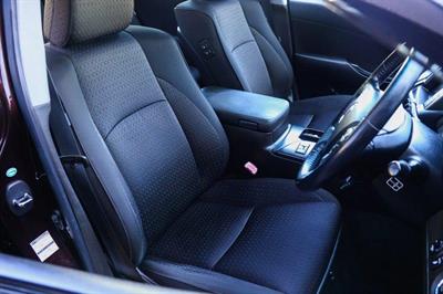 2010 Toyota Crown - Thumbnail