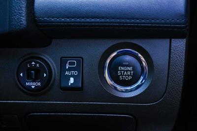 2010 Toyota Crown - Thumbnail