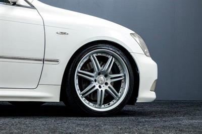 2006 Toyota Crown - Thumbnail