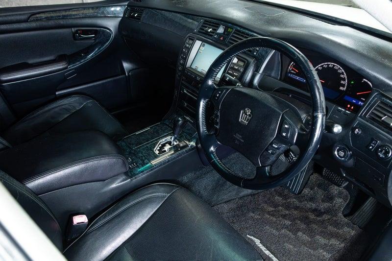 2006 Toyota Crown
