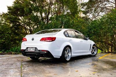 2015 Holden Commodore - Thumbnail