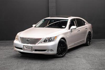 2007 Lexus LS 460