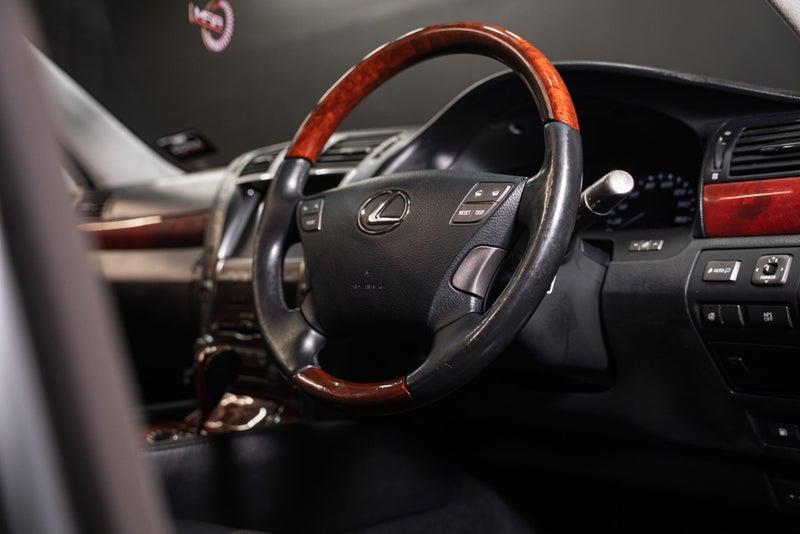 2007 Lexus LS 460