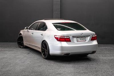 2007 Lexus LS 460 - Thumbnail