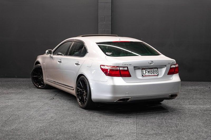 2007 Lexus LS 460