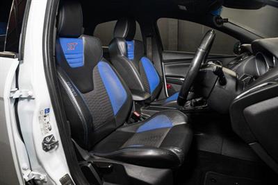 2015 Ford Focus - Thumbnail