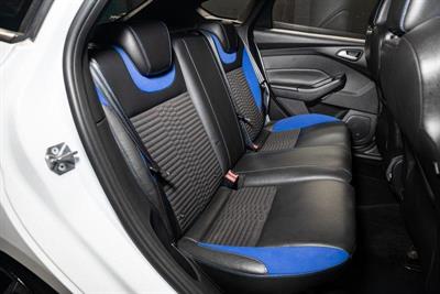 2015 Ford Focus - Thumbnail