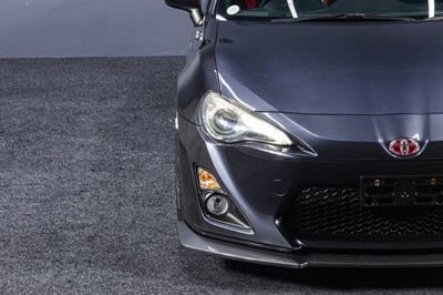 2012 Toyota 86 - Thumbnail