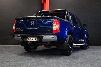 2017 Nissan Navara - Thumbnail