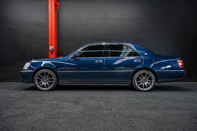 2000 Toyota Crown - Thumbnail