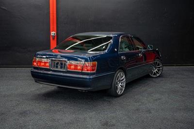 2000 Toyota Crown - Thumbnail