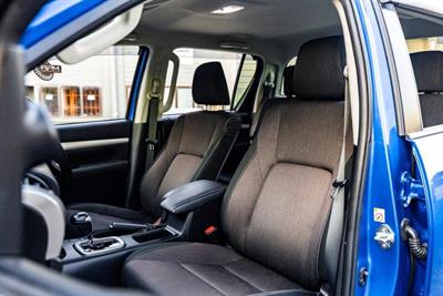 2018 Toyota Hilux - Thumbnail