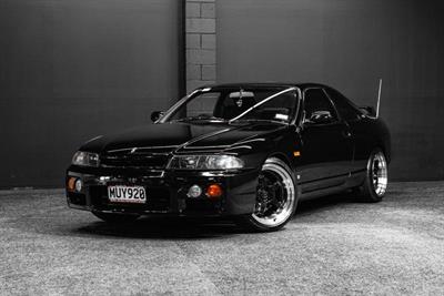 1998 Nissan Skyline - Thumbnail