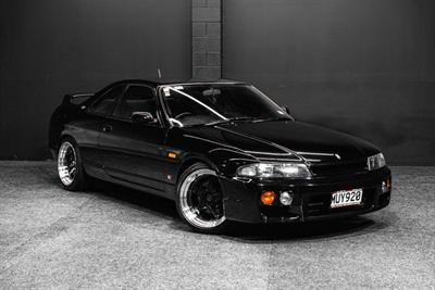 1998 Nissan Skyline - Thumbnail