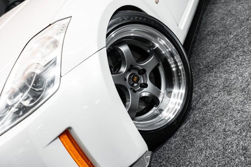 2005 Nissan Fairlady
