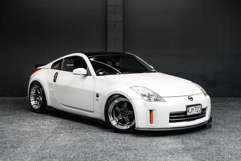 2005 Nissan Fairlady