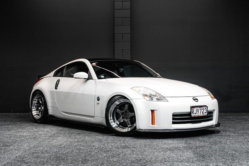 2005 Nissan Fairlady