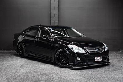 2009 Toyota Crown - Thumbnail