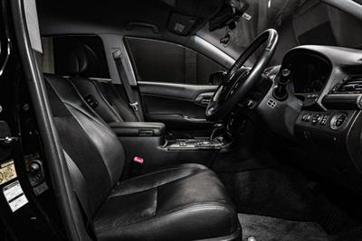 2009 Toyota Crown - Thumbnail