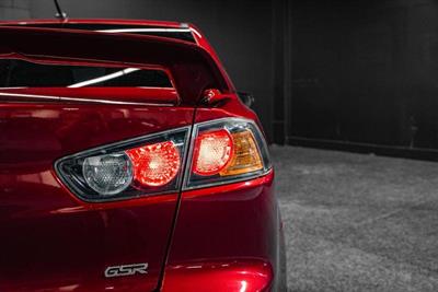 2016 Mitsubishi Lancer - Thumbnail