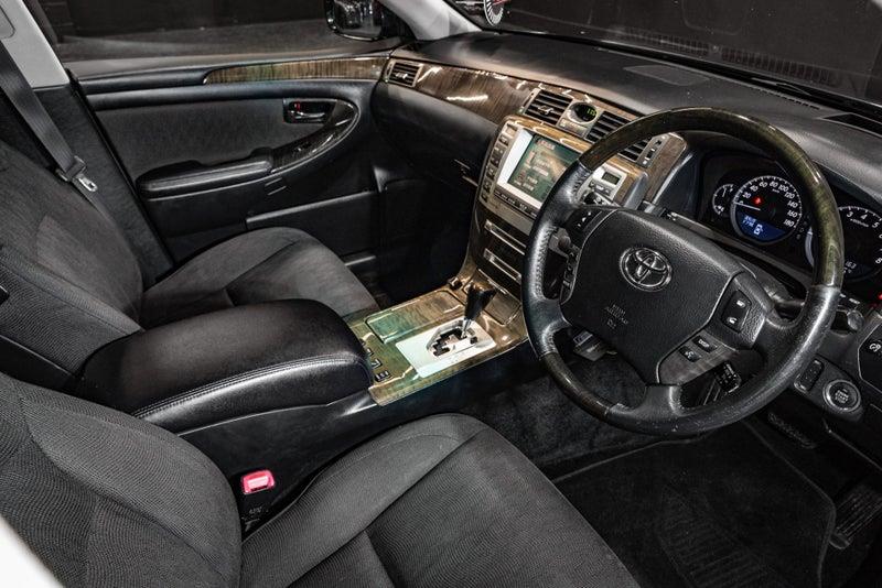 2006 Toyota Crown