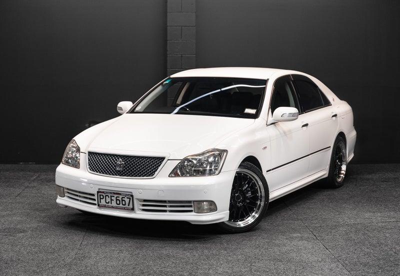 2004 Toyota Crown