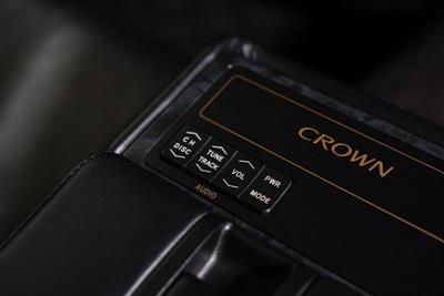 2004 Toyota Crown - Thumbnail