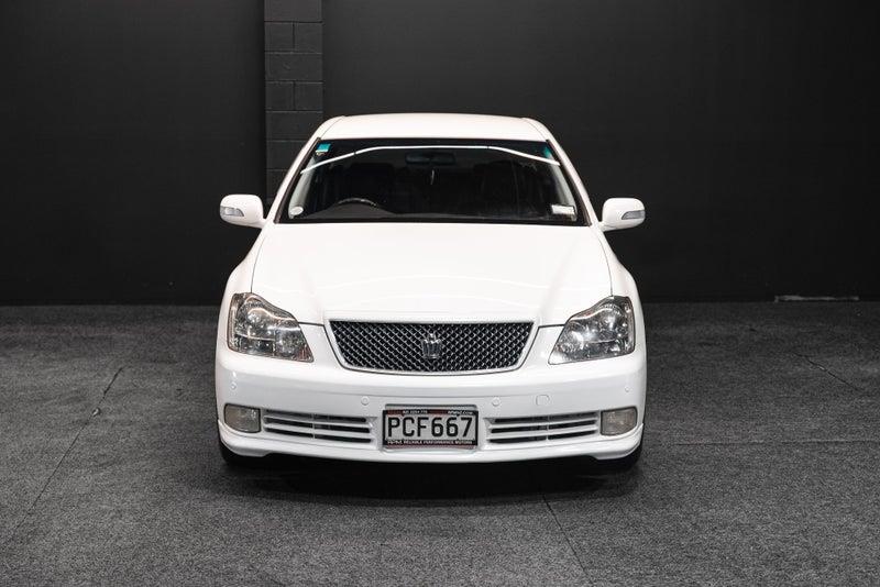 2004 Toyota Crown