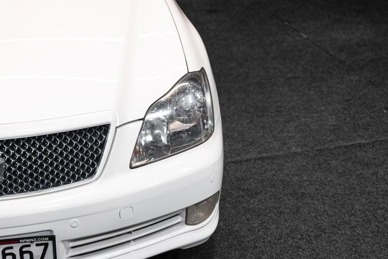 2004 Toyota Crown