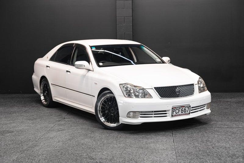 2004 Toyota Crown