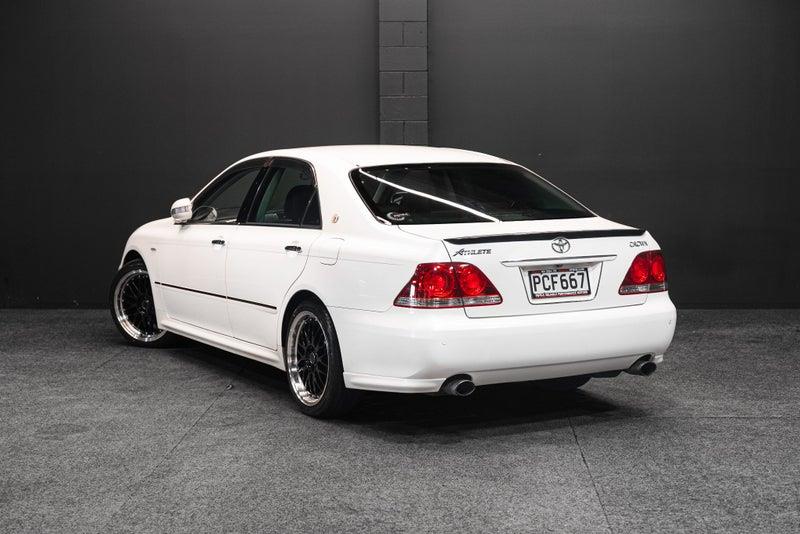 2004 Toyota Crown