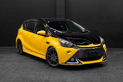 2013 Toyota Aqua - Thumbnail