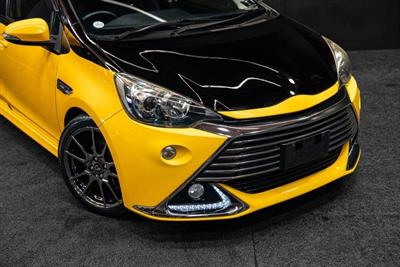 2013 Toyota Aqua - Thumbnail