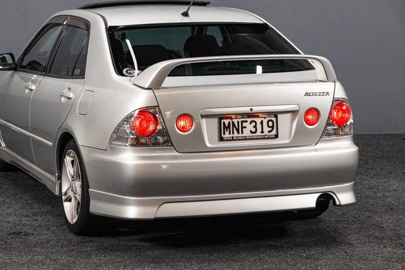 1999 Toyota Altezza