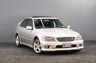 1999 Toyota Altezza - Thumbnail