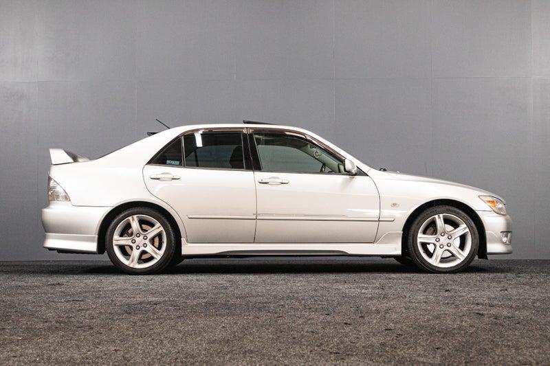 1999 Toyota Altezza