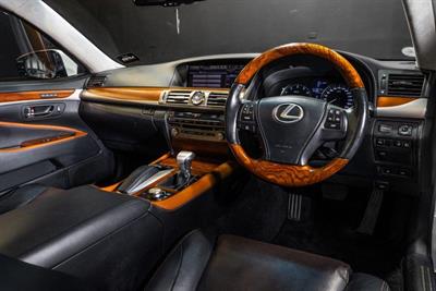 2013 Lexus LS 460 - Thumbnail