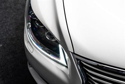 2013 Lexus LS 460 - Thumbnail