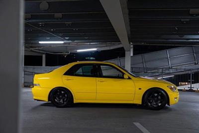 1999 Toyota Altezza - Thumbnail